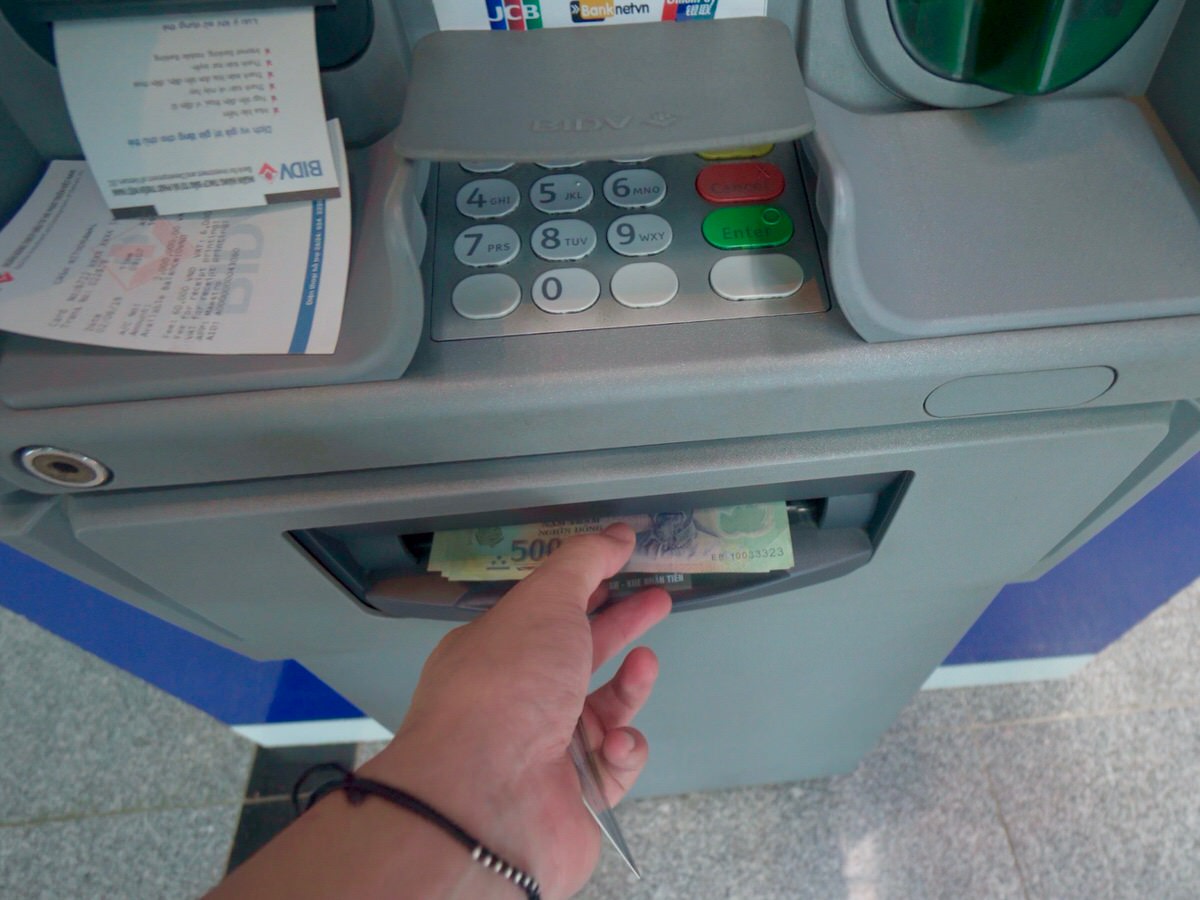 ベトナムのダナン空港ATMで海外キャッシング